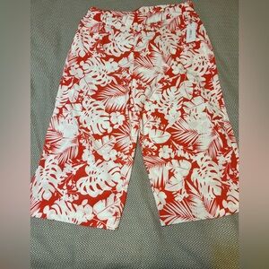 NWT 77 Park Coral Island cropped pants. Coral orange tropical print. Size XL.